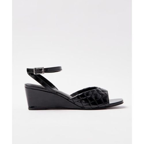 SANDALIA-ANABELA-MATELASSE---PRETO-01
