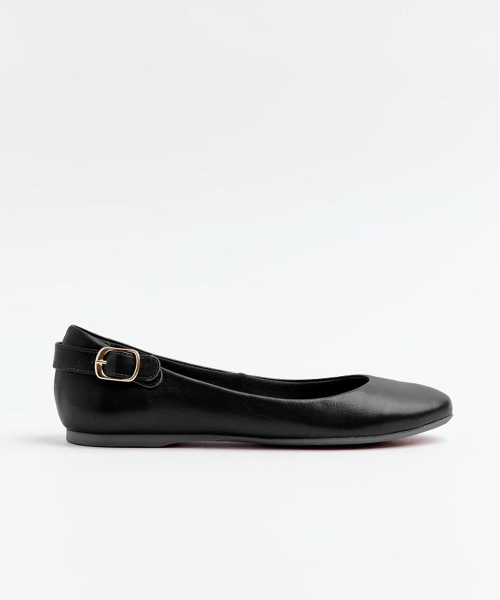 SAPATILHA-COURO-CONFORT-FIVELA---PRETO-01