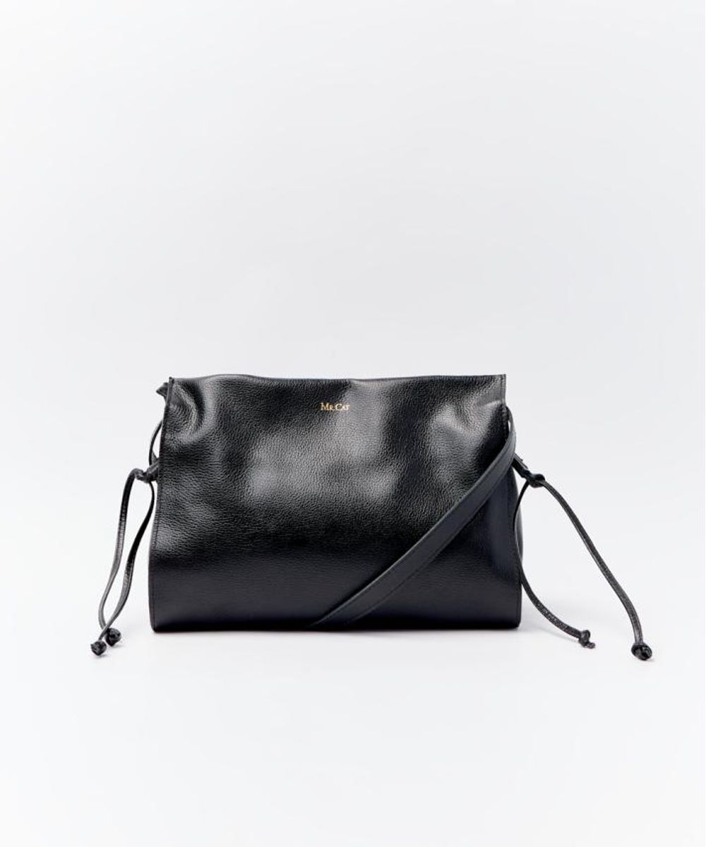 BOLSA-SHOULDER-COURO-NOS-LATERAIS---PRETO-01