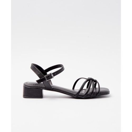 SANDALIA-SALTO-TIRAS-EM-NO---PRETO-01
