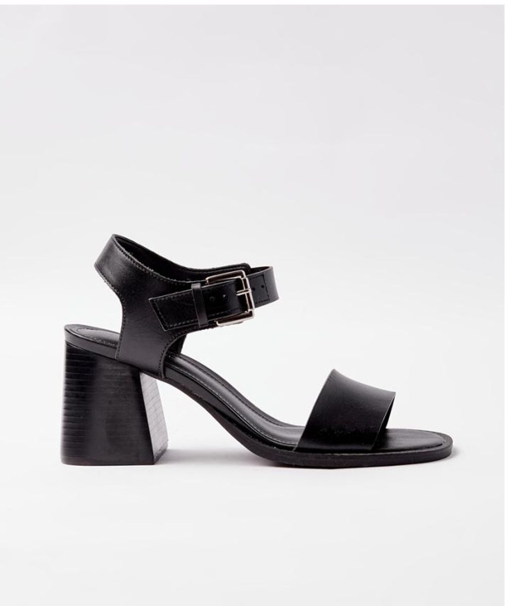 SANDALIA-SALTO-COURO-TIRA-UNICA---PRETO-01