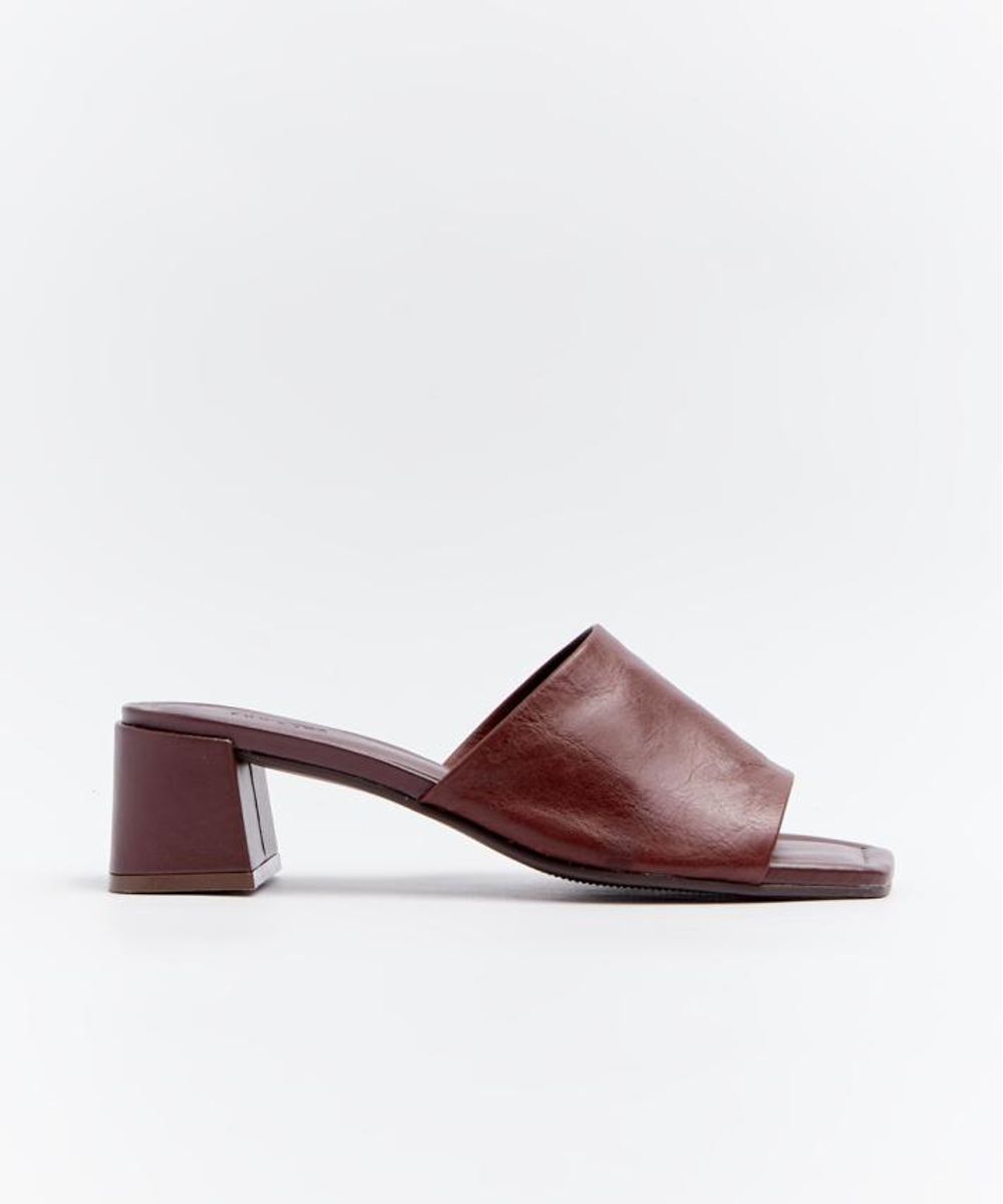 SANDALIA-SALTO-COURO-MULE---CAFE-01
