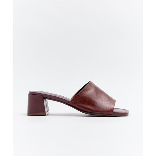 SANDALIA-SALTO-COURO-MULE---CAFE-01