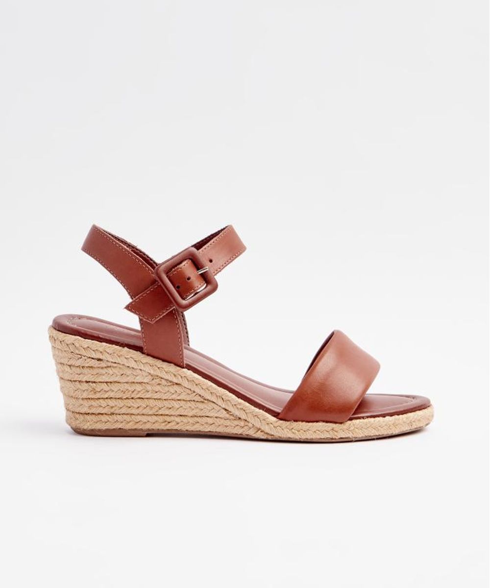 ANABELA-COURO-TIRA-UNICA-COMFY---TAN-01