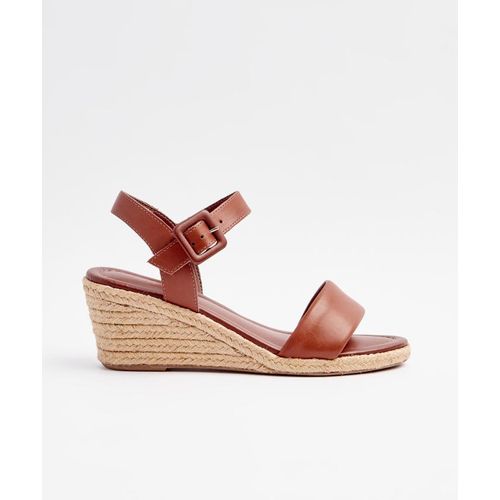 ANABELA-COURO-TIRA-UNICA-COMFY---TAN-01