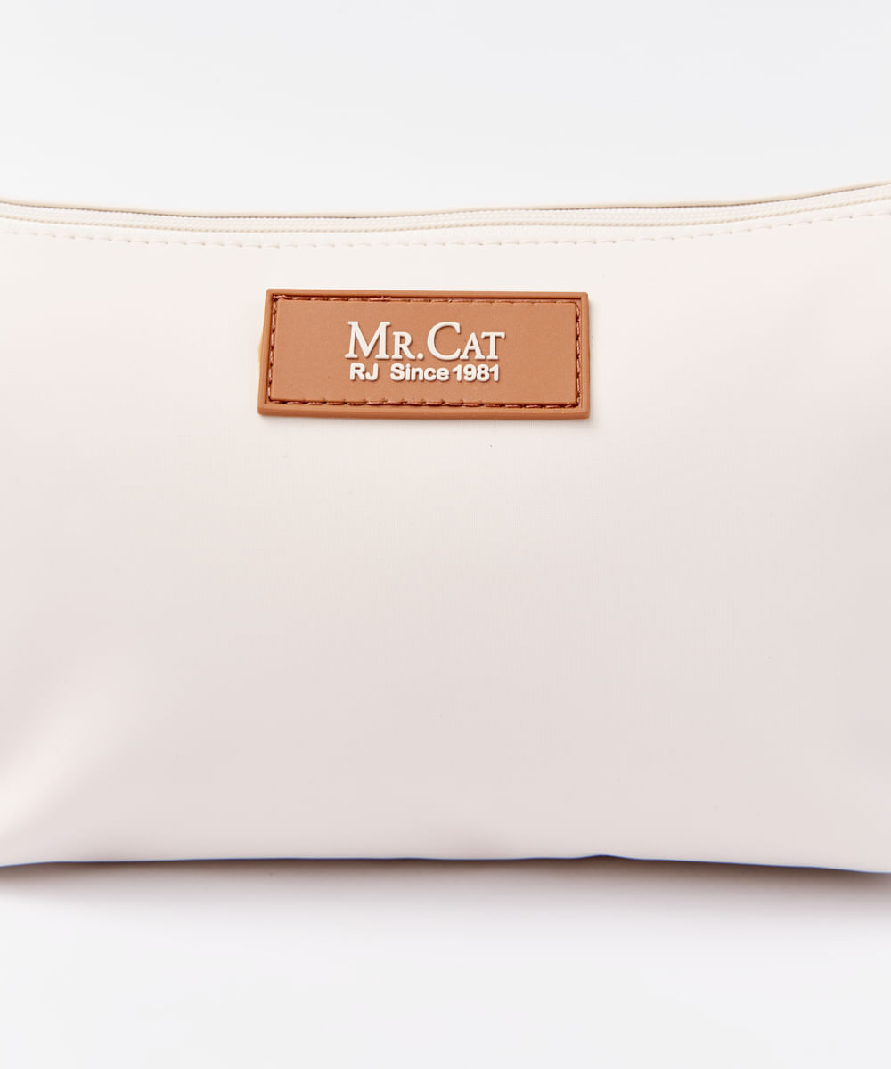 MNC023-OW_3.jpg