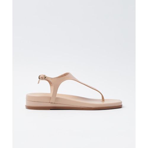 SANDALIA-RASTEIRA-FLAT-COURO-COMFORT---FENDI-01