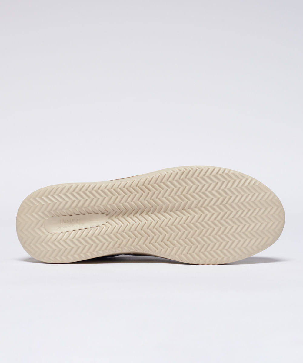 SAT001-CF_04.jpg
