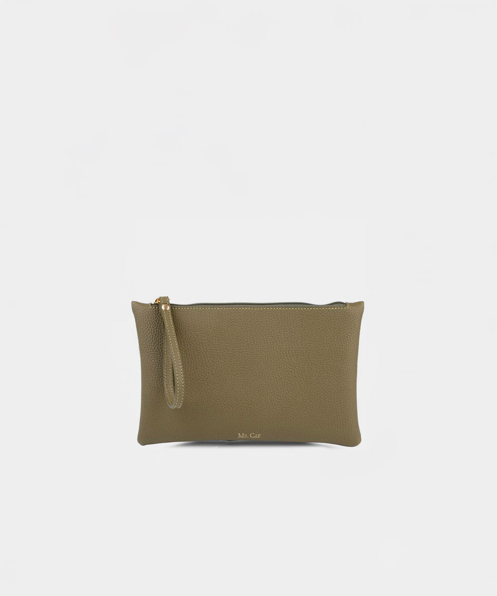 NECESSAIRE