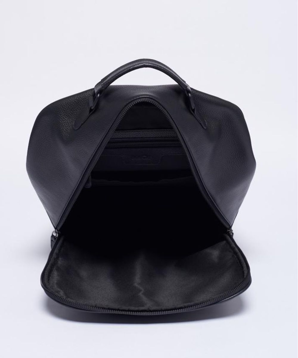 mochila-couro-minimal-preto-hmo921-pt_3