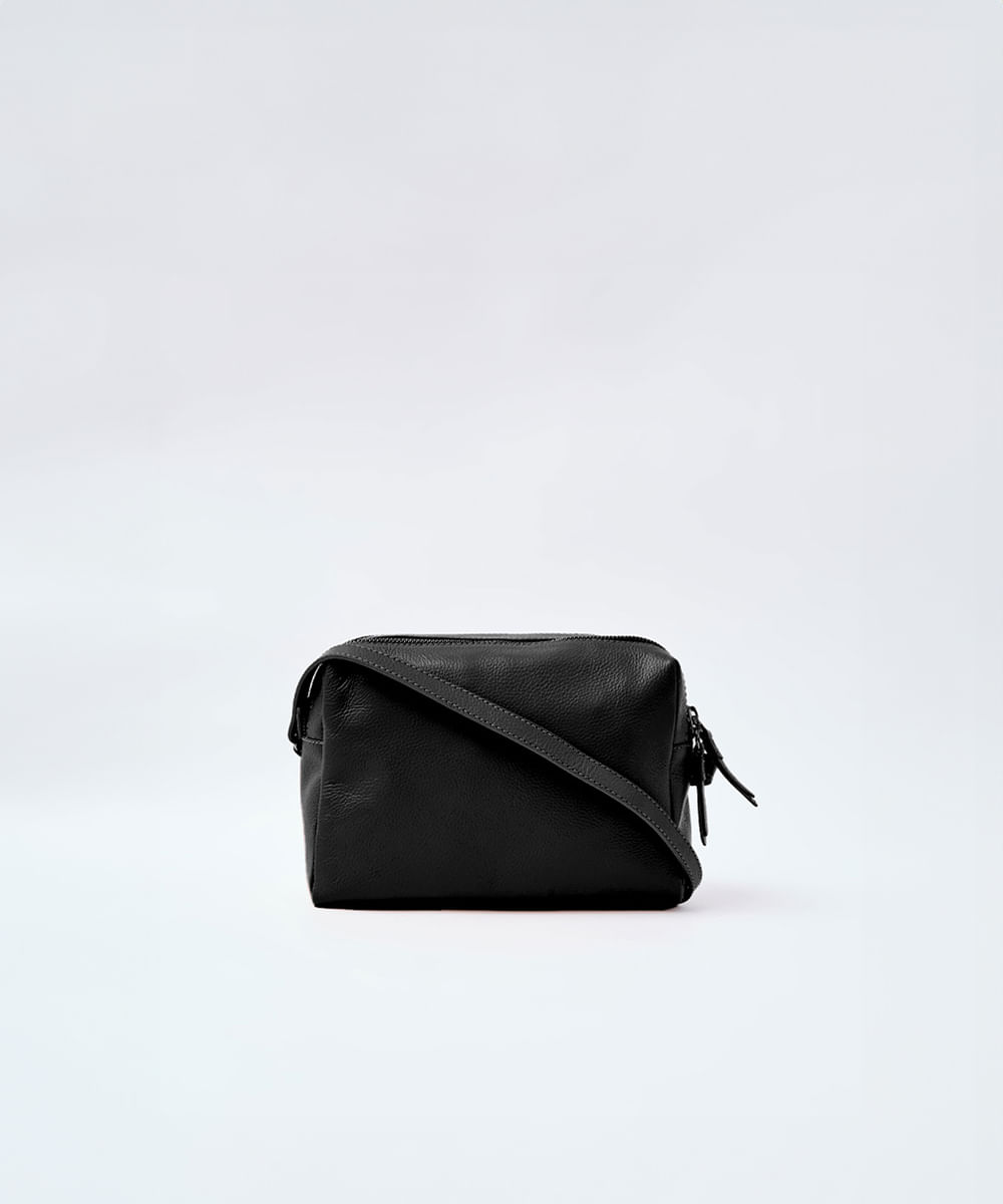 BOLSA TIRACOLO COURO DIVISÓRIAS - ALL BLACK - Mr Cat - Mobile